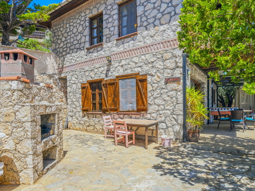  gece  -  Kasım
  | Kalkan Üzümlü’de Deniz Manzaralı Korunaklı Aile Villası Tatili